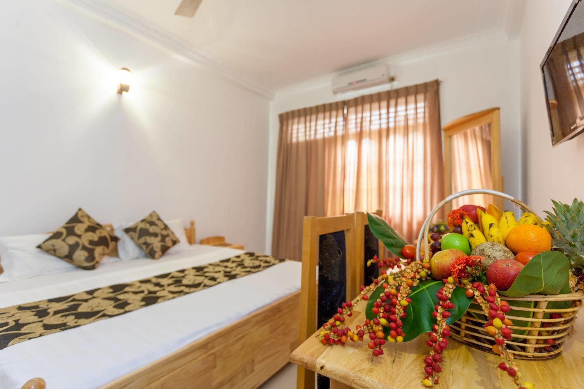 Navro Beach Resort Panadura Eksteriør bilde