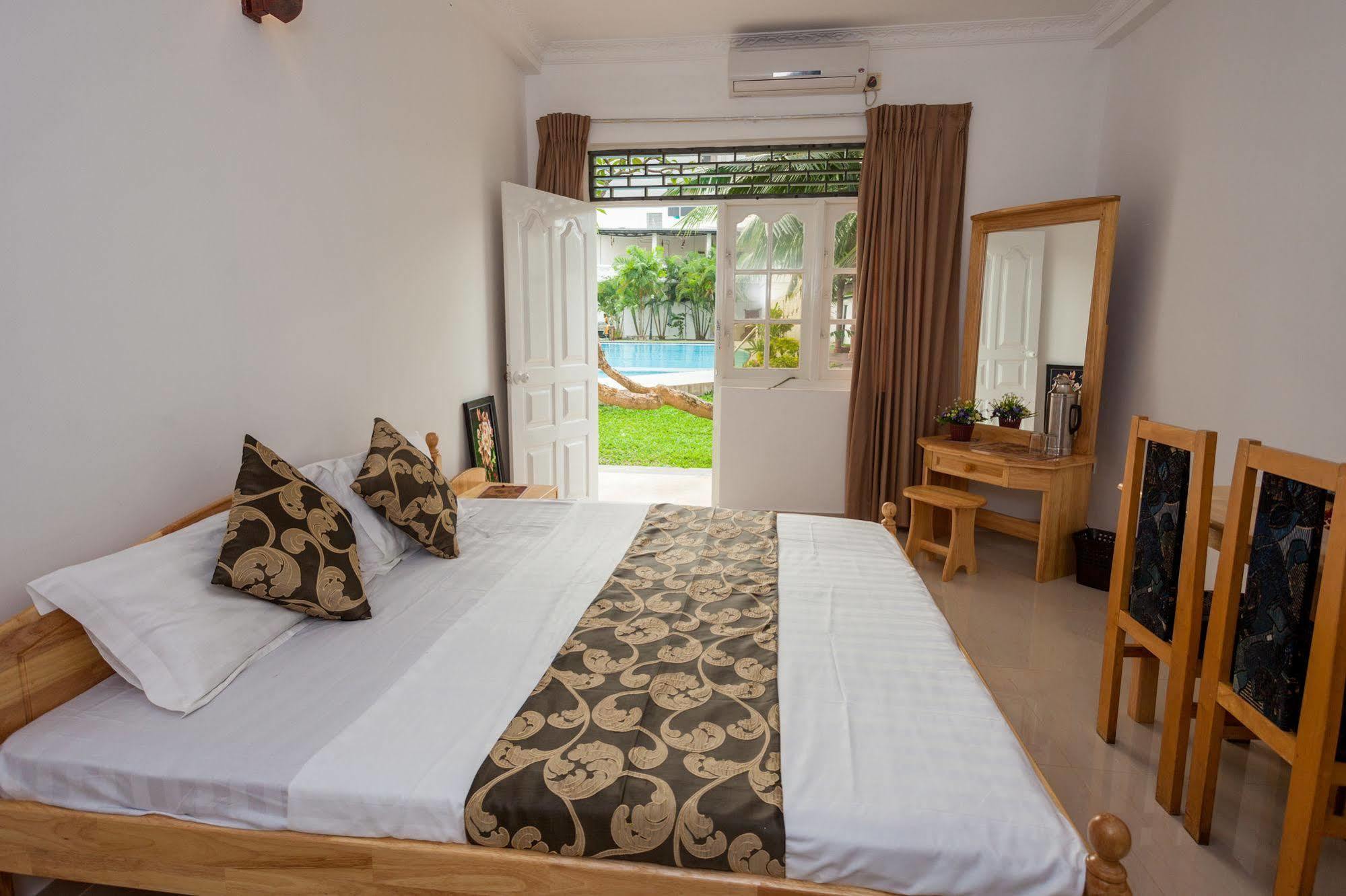 Navro Beach Resort Panadura Eksteriør bilde